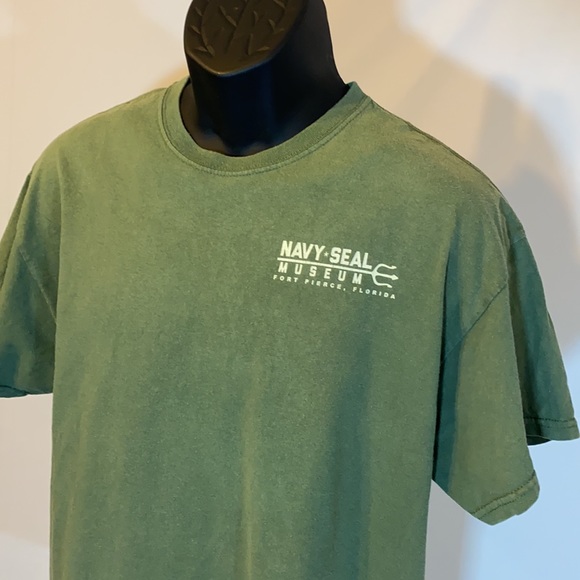 Navy seals museum T-shirt L - Picture 2 of 5